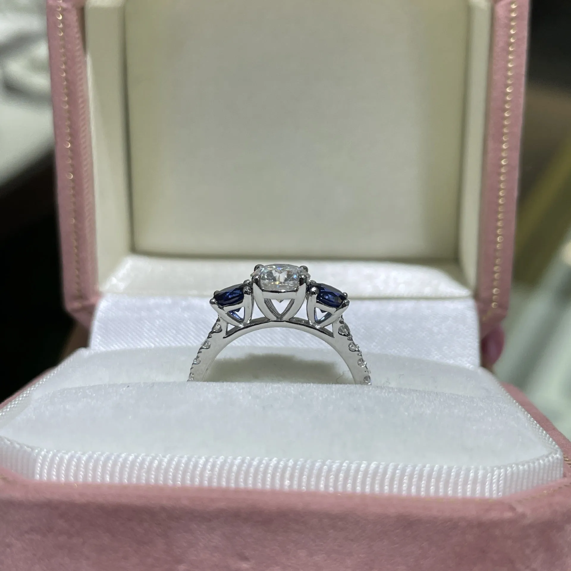 Classic three-stone round 1 carat sapphire engagement ring with 6mm band unisex design sizes 4 to 10