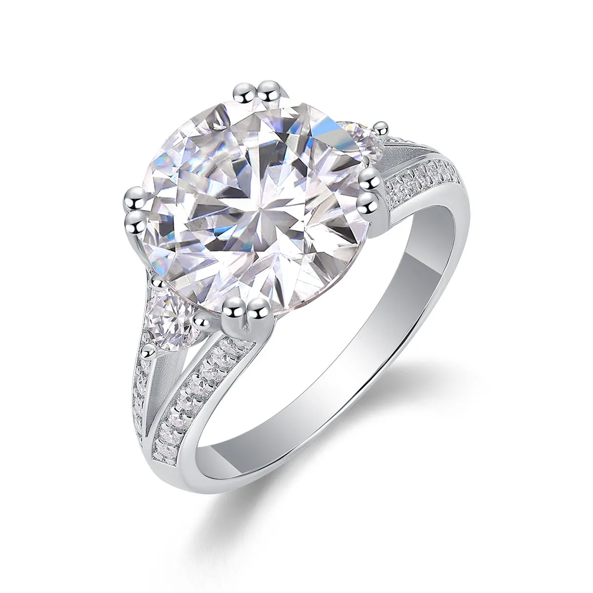 5-carat moissanite wedding ring in S925 silver with gold plating on white background