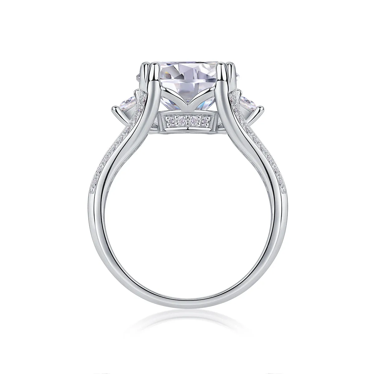 5-carat moissanite wedding ring in S925 silver with gold plating on white background