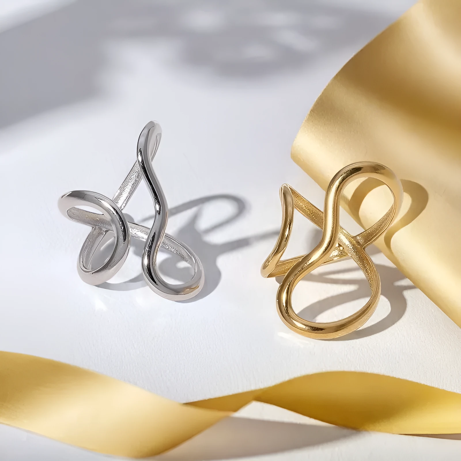 Minimalist irregular line open ring for women, zinc alloy, gold and silver electroplated finish, log-edge geometric style