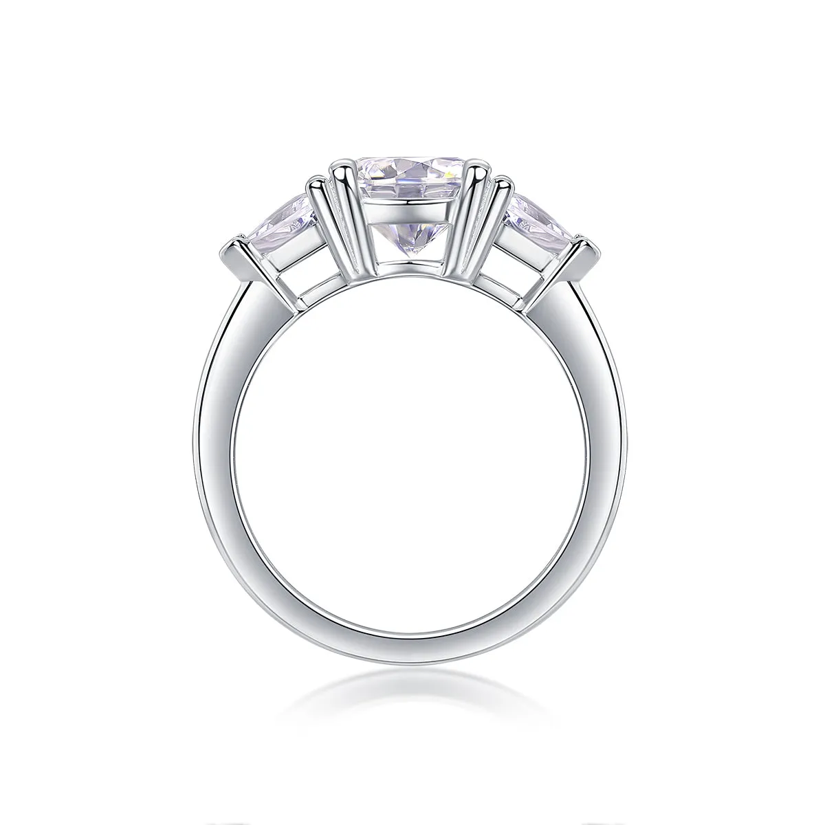 Ocean Diamond 2-carat moissanite wedding ring set in gold-plated S925 silver on a white background