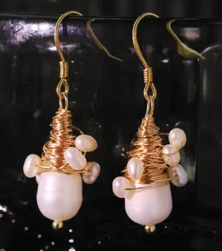 Natural pearl embellished wire-wrapped earrings handmade geometric round white for women
