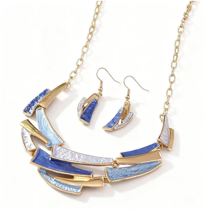 Blue zinc alloy quadrilateral pendant necklace and matching earrings set on display with twist link chain