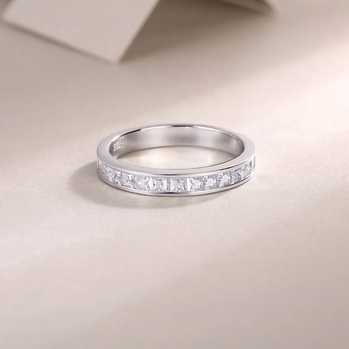 Wedding ring set with moissanite stone S925 silver platinum plating gift box sizes 5-9