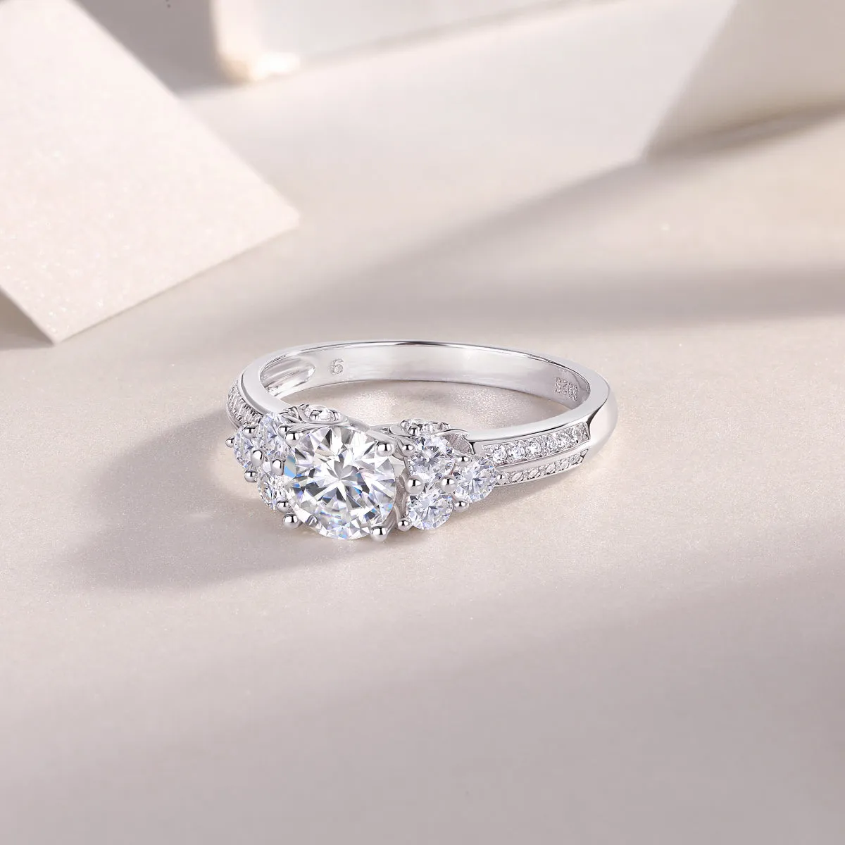 Coral Dream wedding ring set with 1 carat moissanite in S925 silver with platinum plating