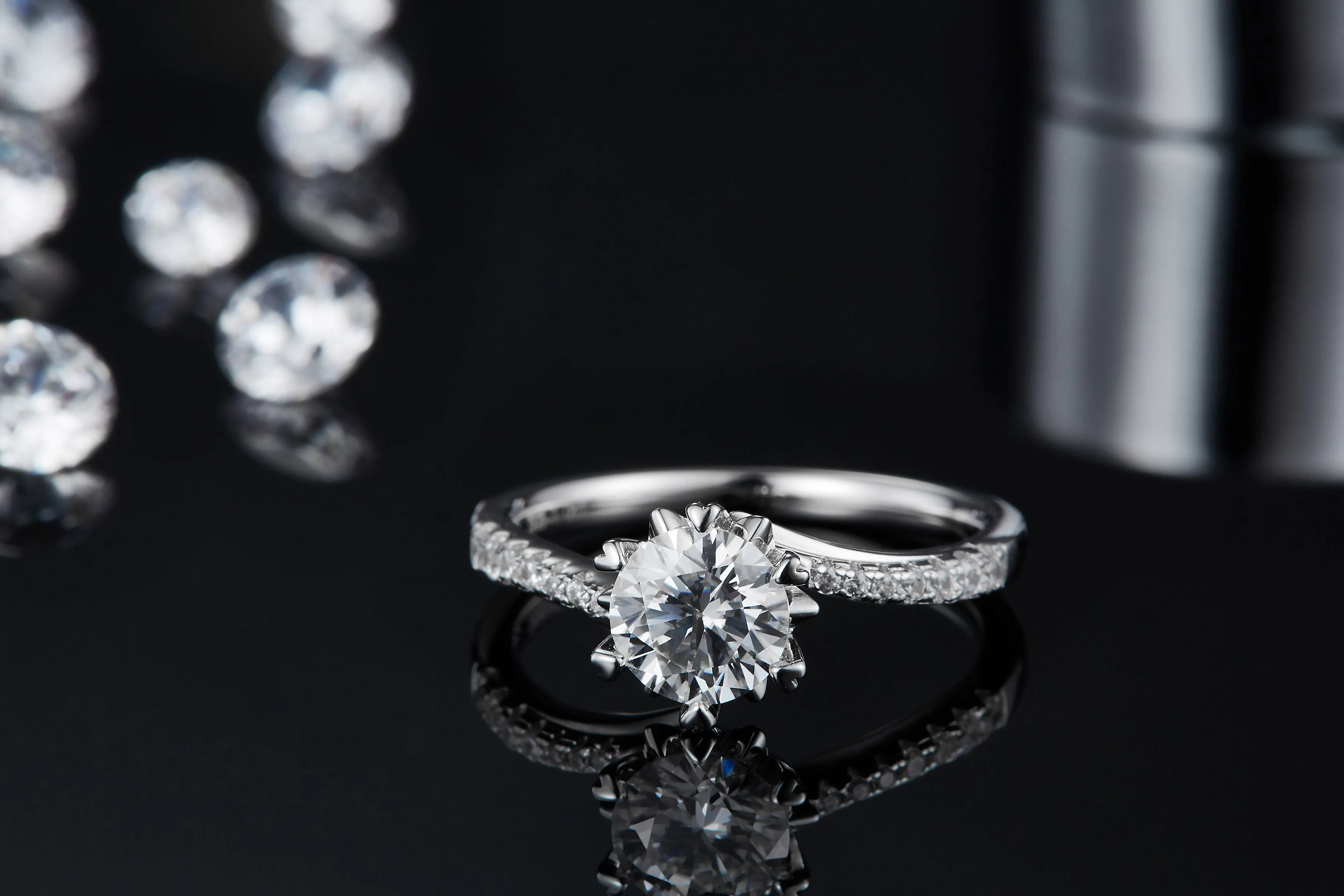Snowflake Dance 1-carat moissanite wedding ring set on S925 silver with platinum plating and gift box