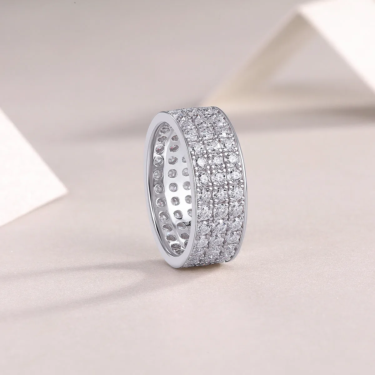 Star Dream moissanite wedding ring set with platinum-plated S925 silver band and gift box packaging