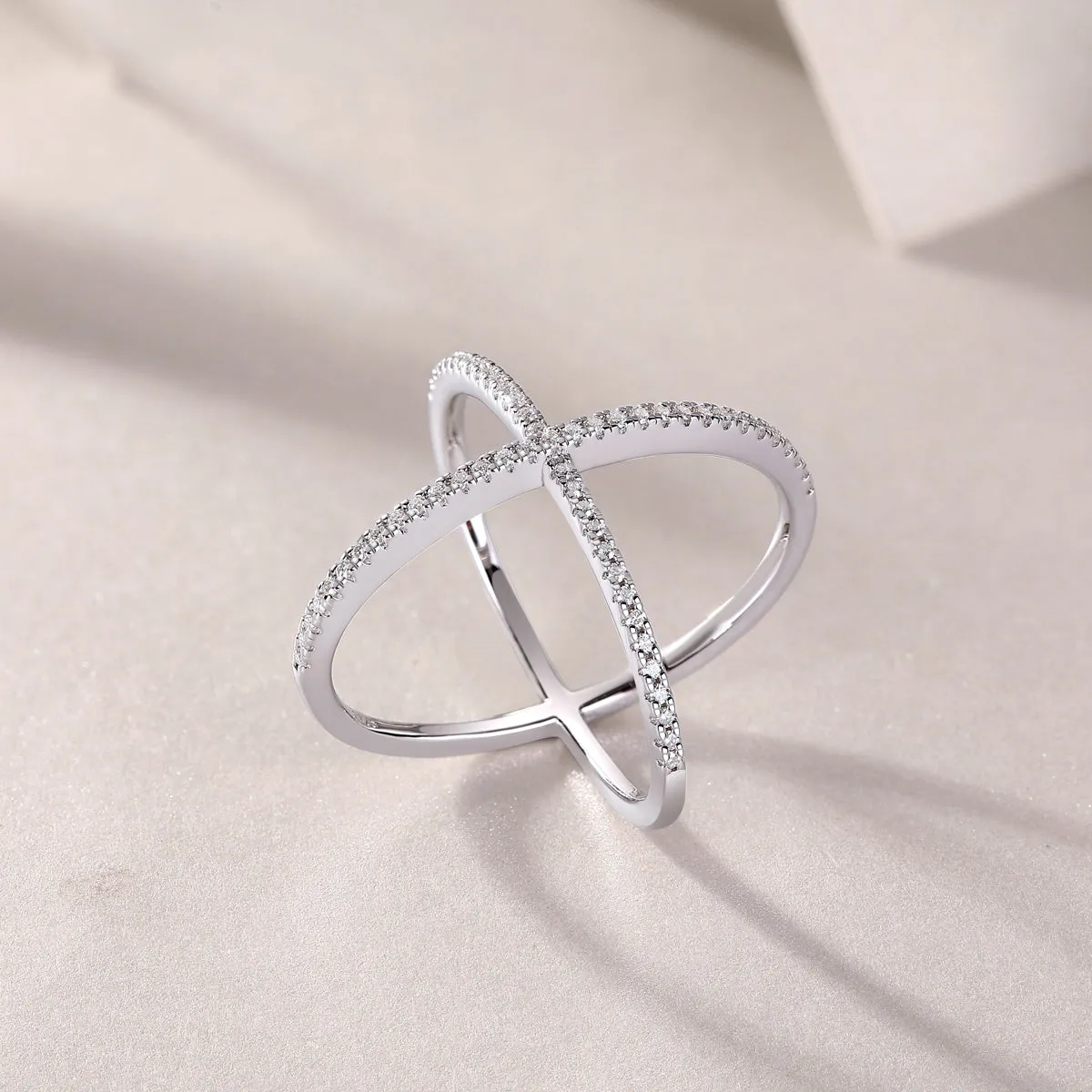 X-shaped heart moissanite wedding ring set in S925 silver with platinum plating gold colour