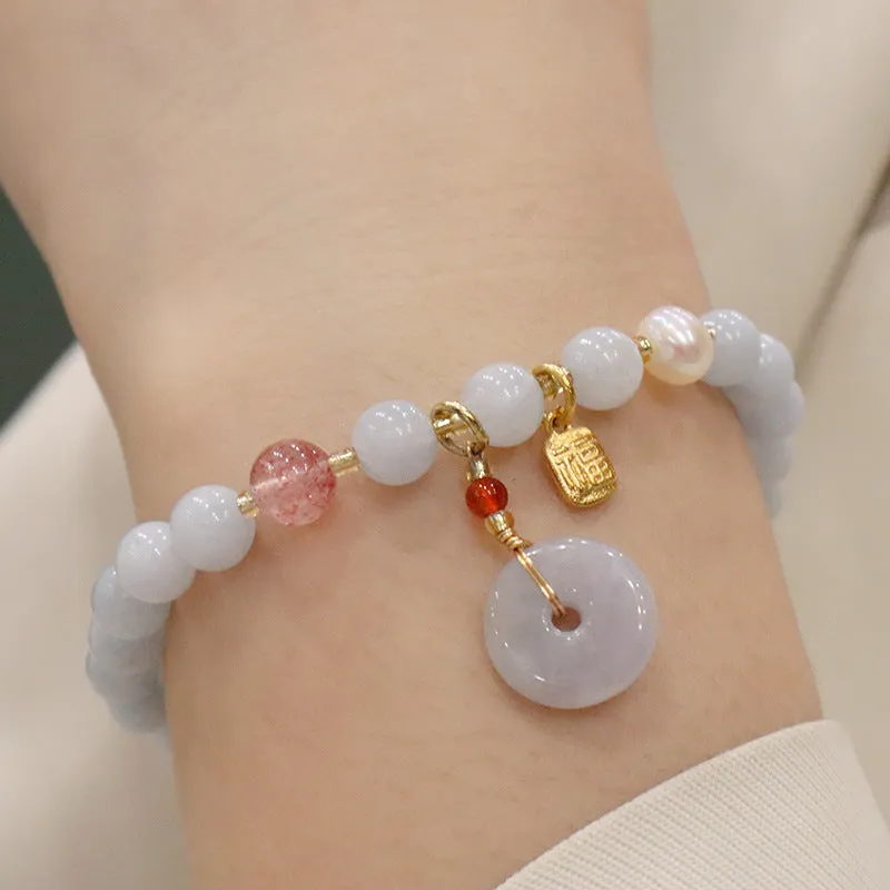 Women's gold-plated bracelet with artificial crystal and chalcedony pendant in climbing cat design