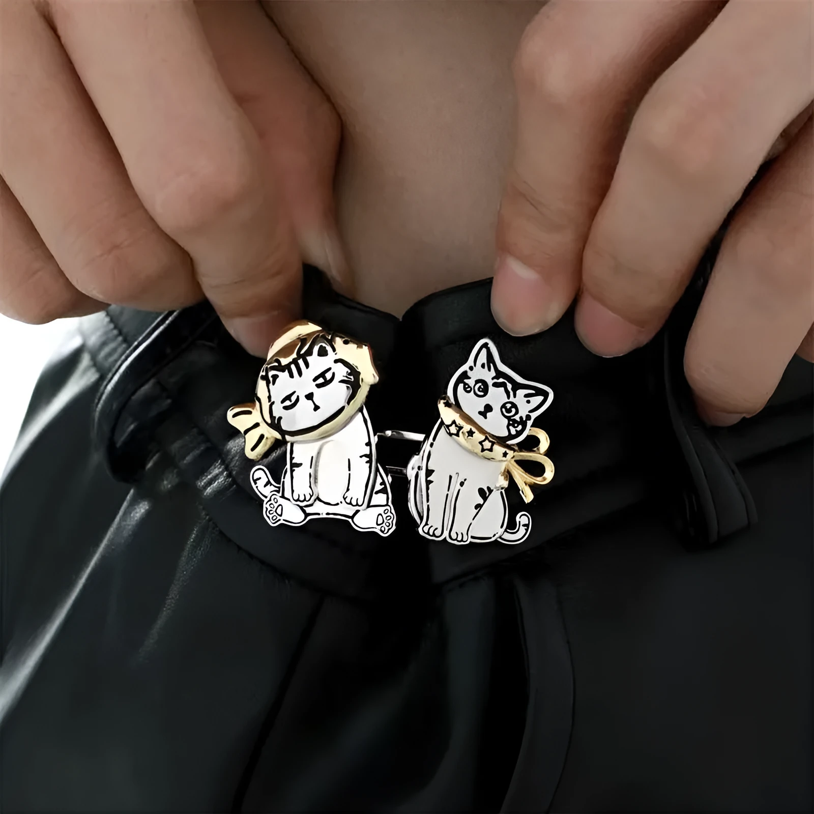 Cartoon naughty cat funny earring ear clip in zinc alloy with electroplated finish, broken ear design