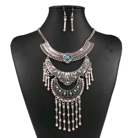 Vintage turquoise diamond necklace and earrings set in alloy with artificial gemstone inlay, ancient gold finish