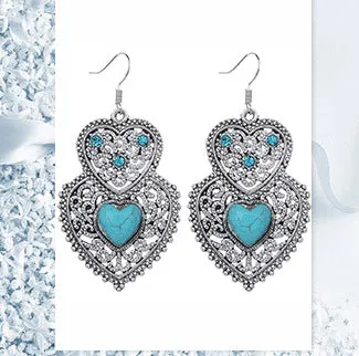 Vintage heart shaped green earrings with matching pendant necklace on box chain