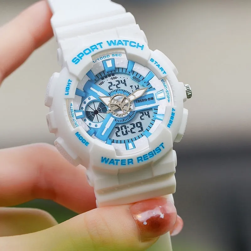 Children's electronic watch with large digital dial and rubber strap in black and silver