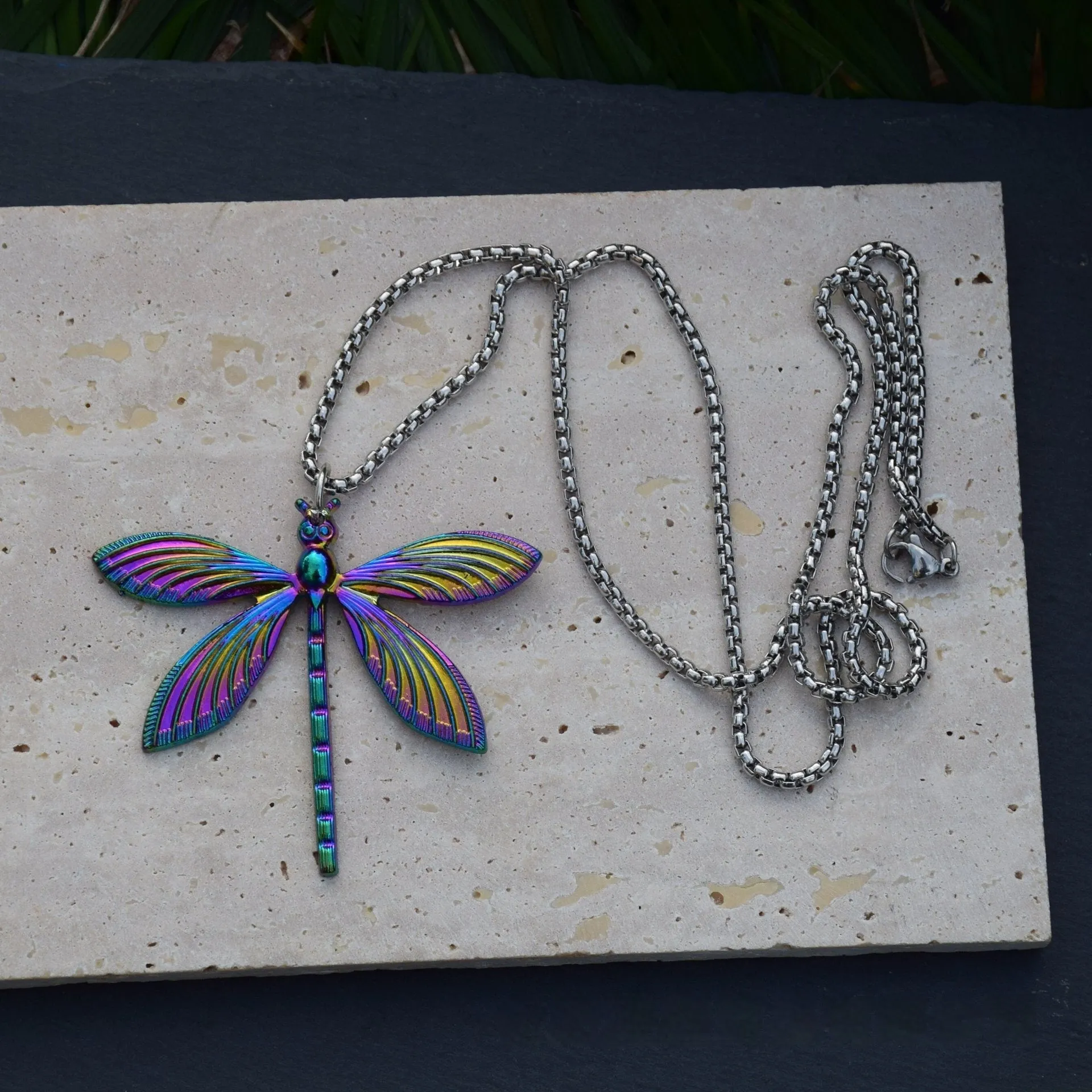 Rainbow-coloured alloy dragonfly keychain keyring with 60cm snake chain necklace and earrings set