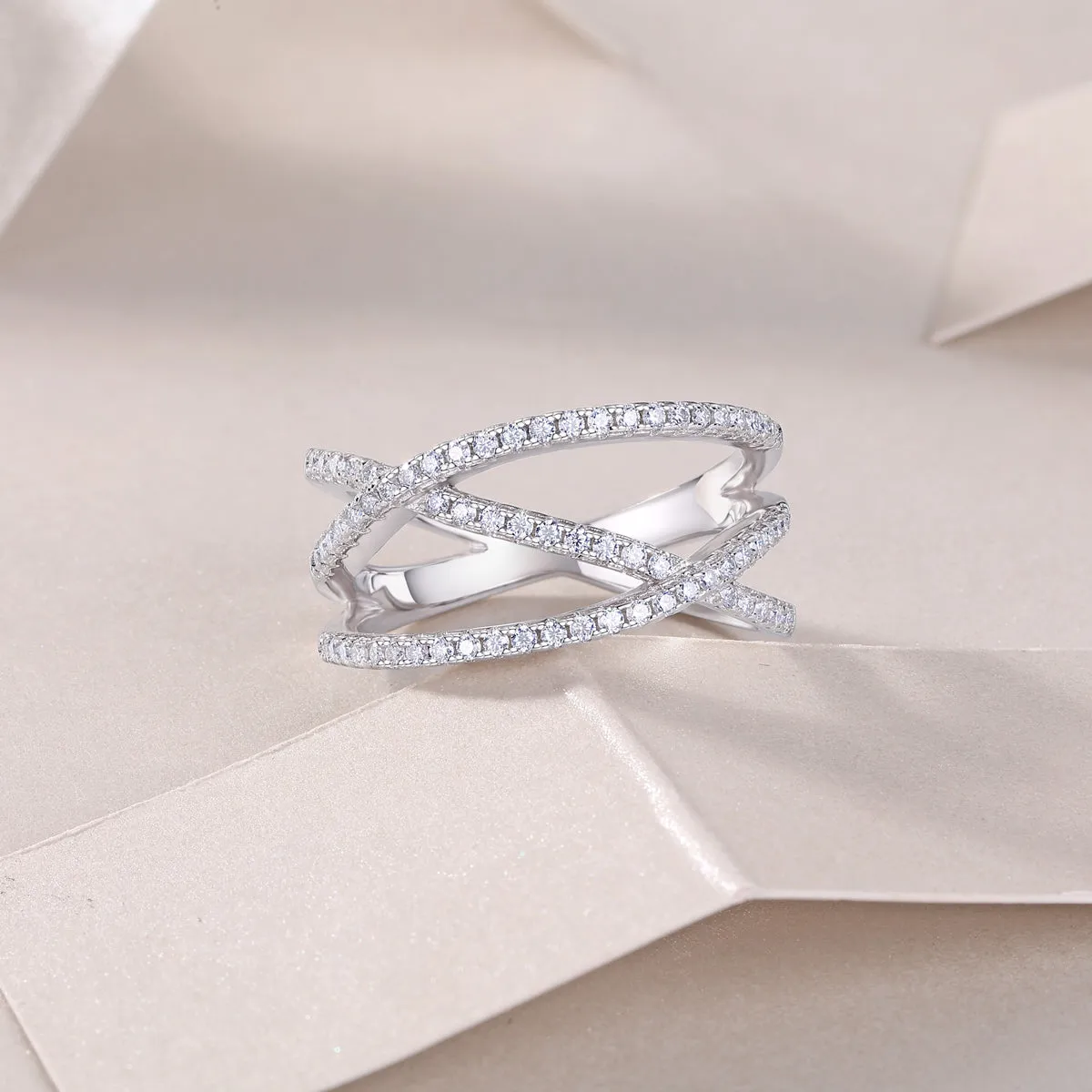 Moissanite wedding ring set in S925 silver with platinum plating, gift box and GRA certificate, size 7