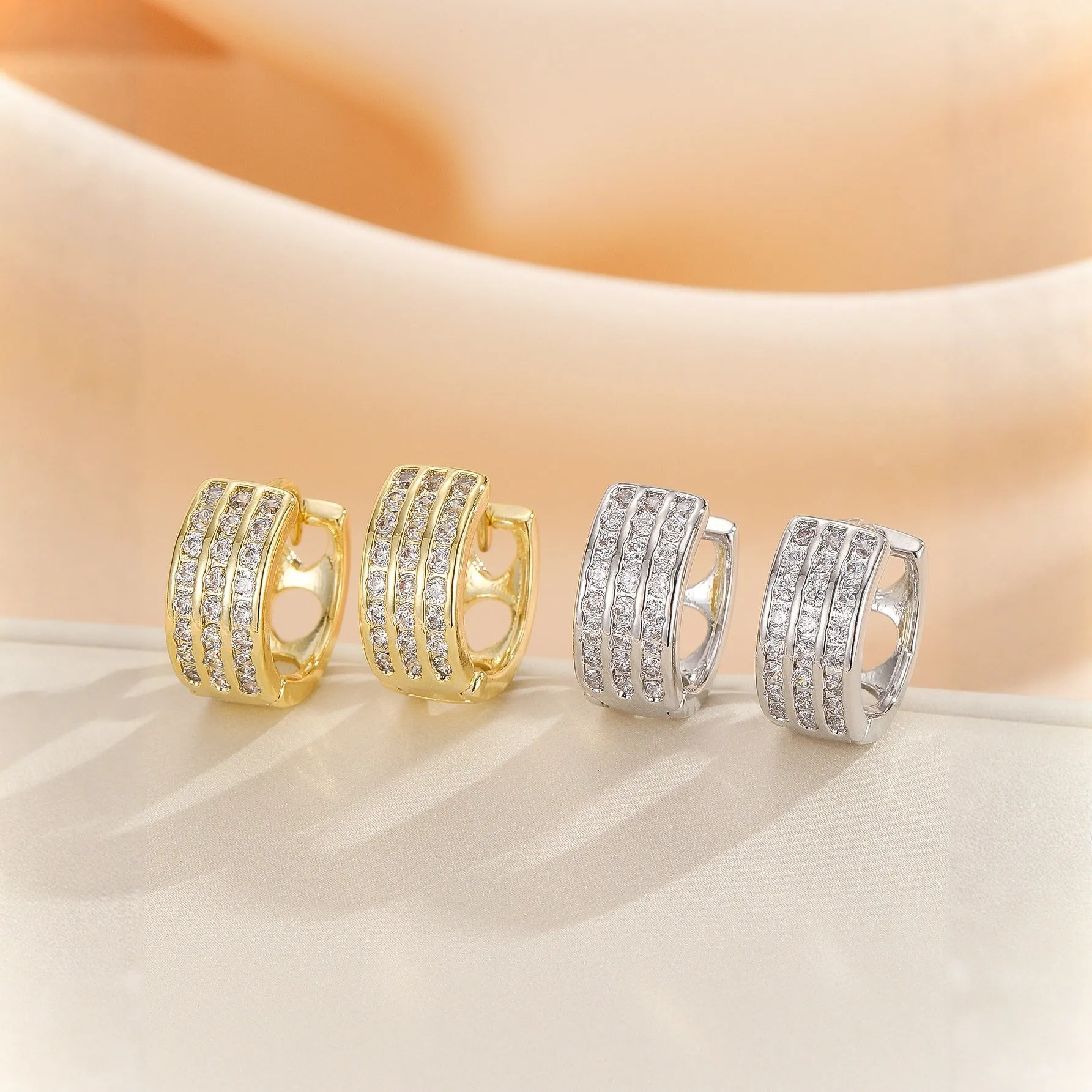 Silver-tone metal ear buckle with clear cubic zirconia stone for women, two style options available