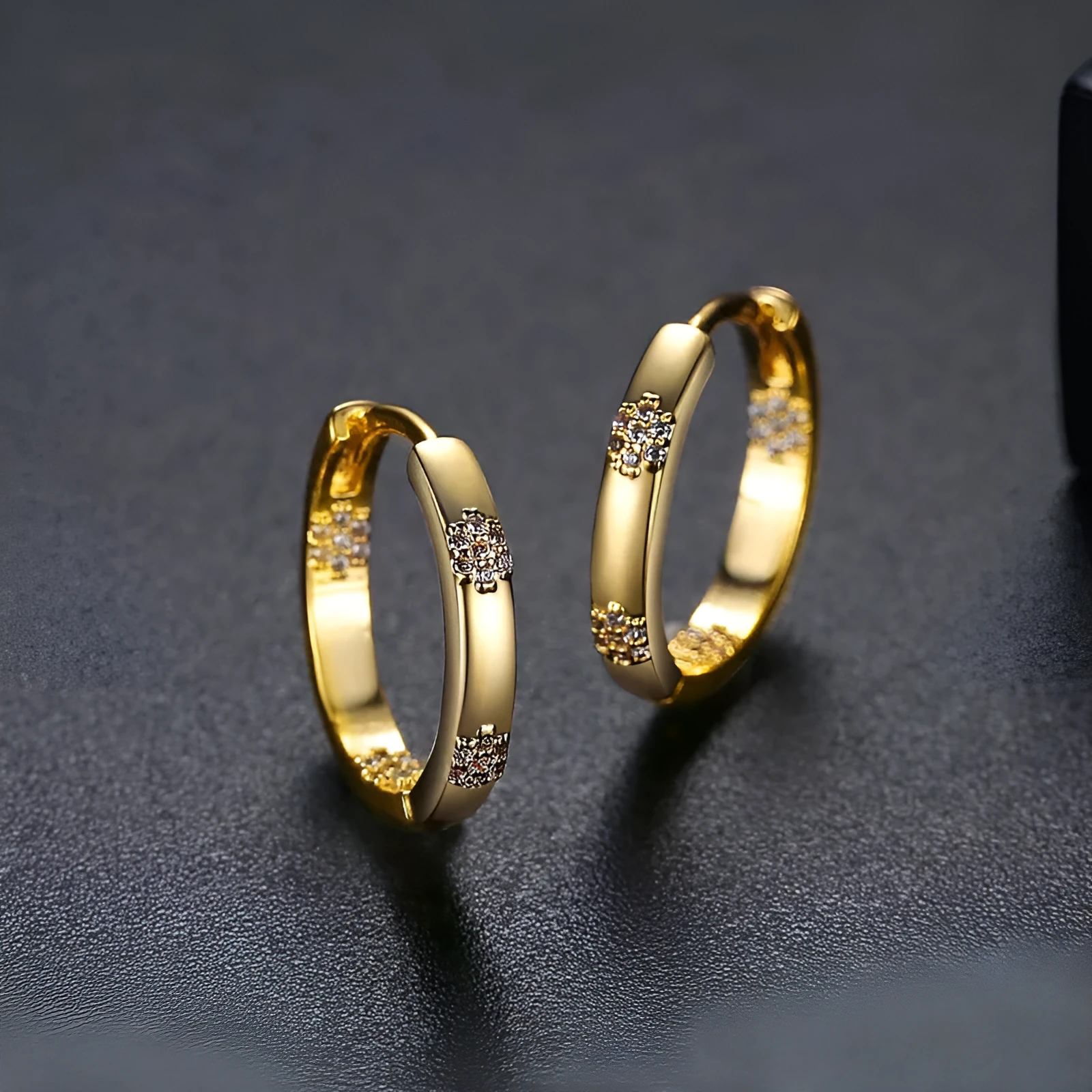 Women's geometric copper earrings with inlaid faux diamond pattern in gold, silver, and rose gold colour options