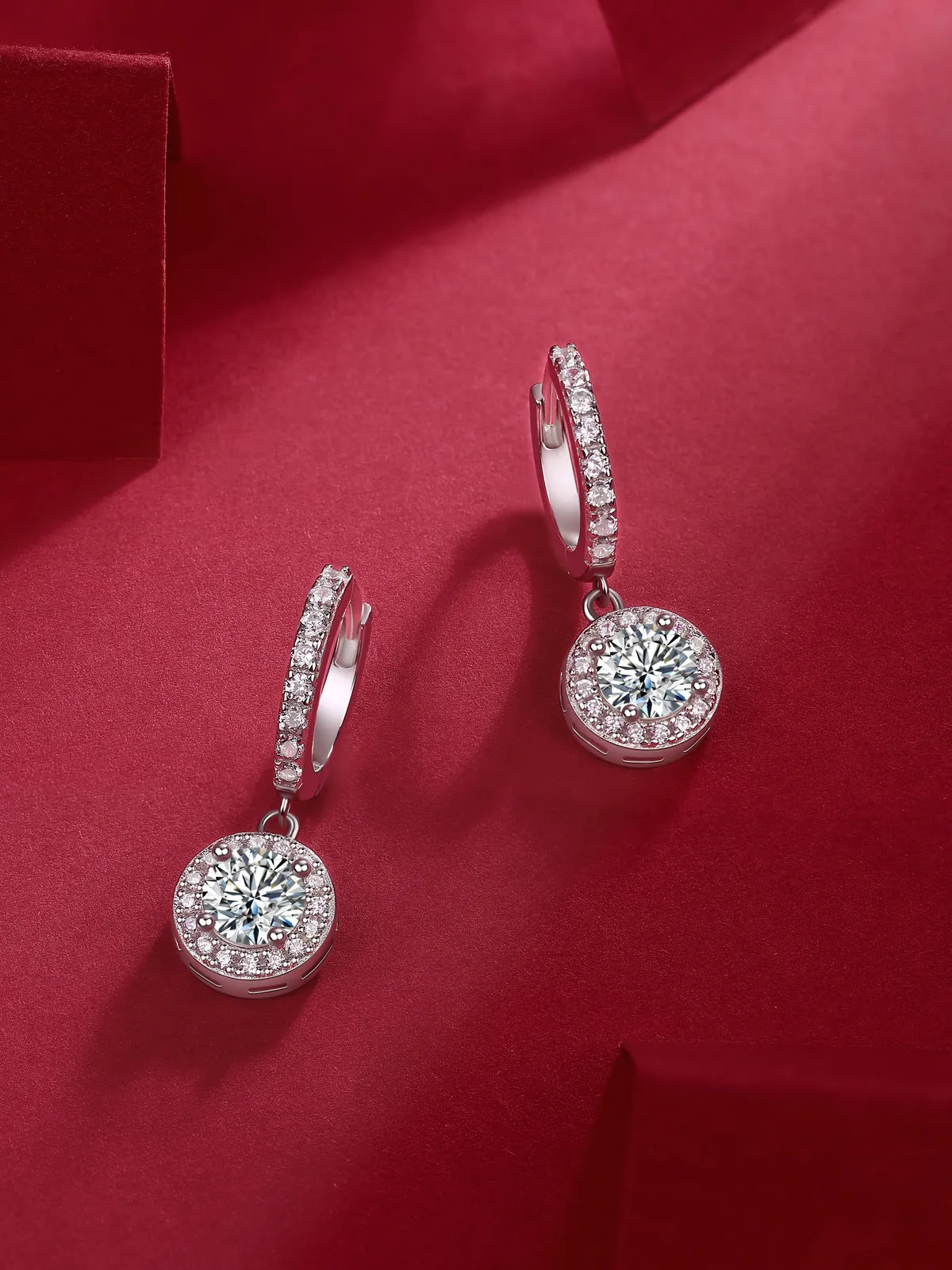 0.5-carat moissanite stud earrings S925 silver platinum-plated gift box jewellery