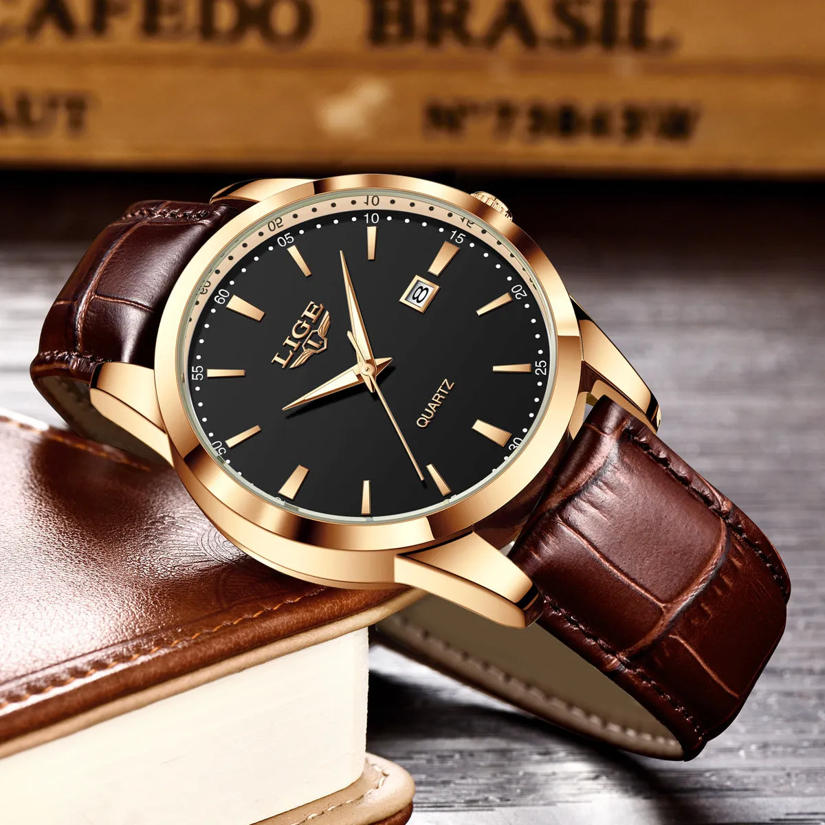 Men's quartz watch with leather strap, single calendar, three hands, 11mm thickness, waterproof