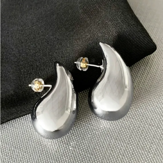 Gold copper earrings in retro geometric water drop shape size 4.3x2.4cm with 24K plating
