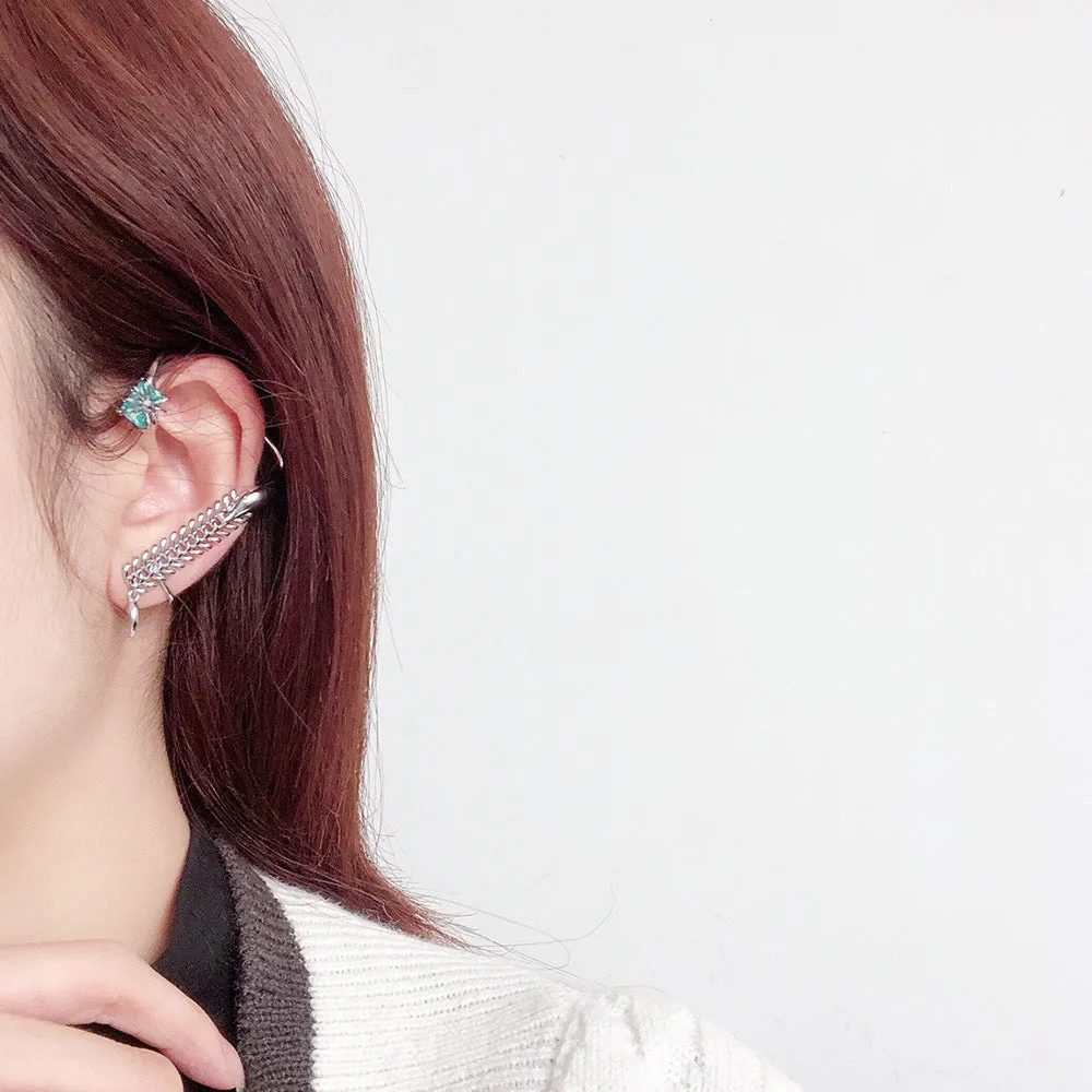 Gold-plated copper fish bone shaped non-pierced ear clip for right ear unisex style