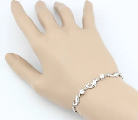 925 sterling silver heart-shaped bracelet with inlaid diamond style, available in purple and white on wrist