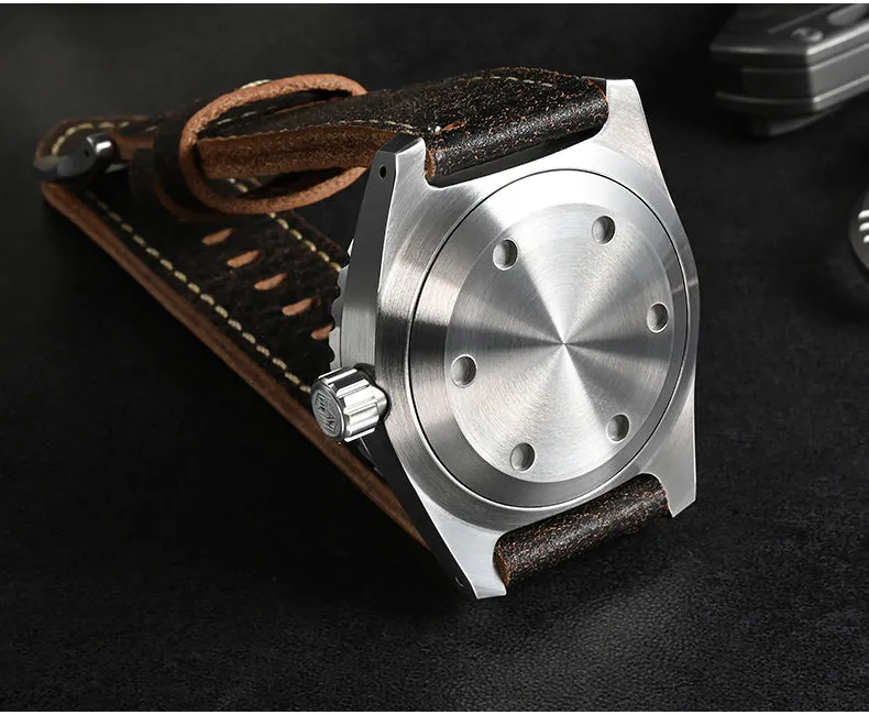 Men's 316L stainless steel diving automatic mechanical watch 41mm matte black dial green C3 luminous hour markers sapphire crystal cowhide strap