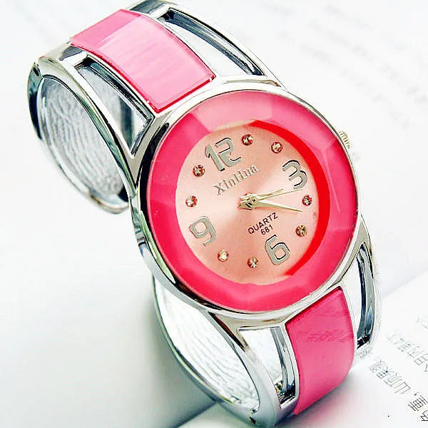 Ladies bracelet watch quartz movement 30mm dial alloy case stainless steel clasp