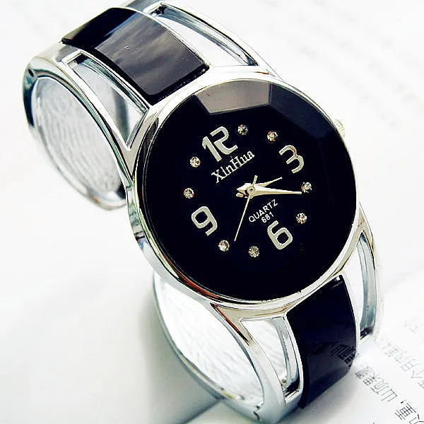 Ladies bracelet watch quartz movement 30mm dial alloy case stainless steel clasp