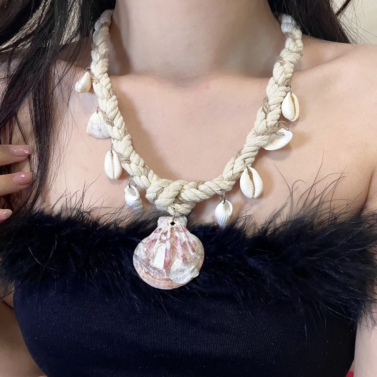 Shell pendant braided rope necklace on collarbone chain, electroplated finish, adjustable 51-60cm circumference