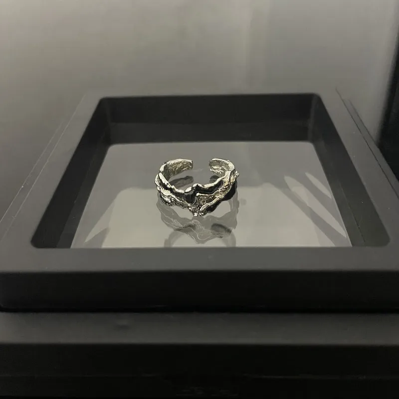 Retro cross alloy vintage ring with niche hip-hop style design on index finger