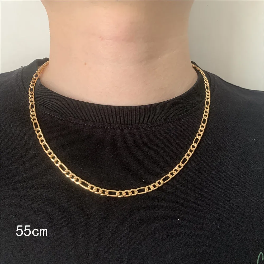Men's simple electroplated alloy necklace in gold on a grey background