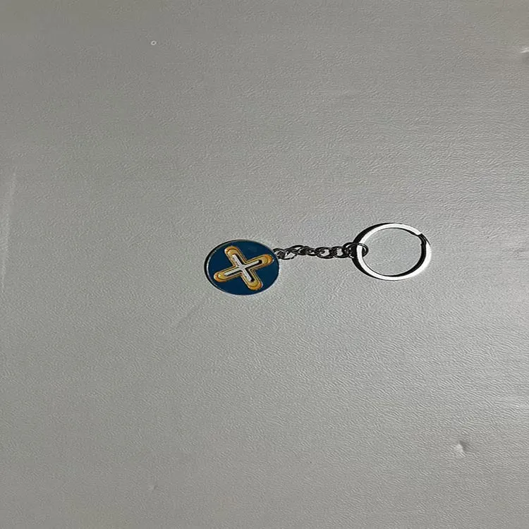 Colourful pendant keychain made of zinc alloy in eight colour options including black, blue, green, pink, purple, red, sky blue, yellow.