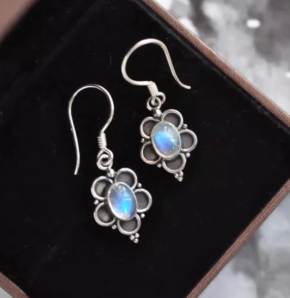 S925 sterling silver earrings inlaid with natural moonstone showing blue light retro compact women's jewellery
