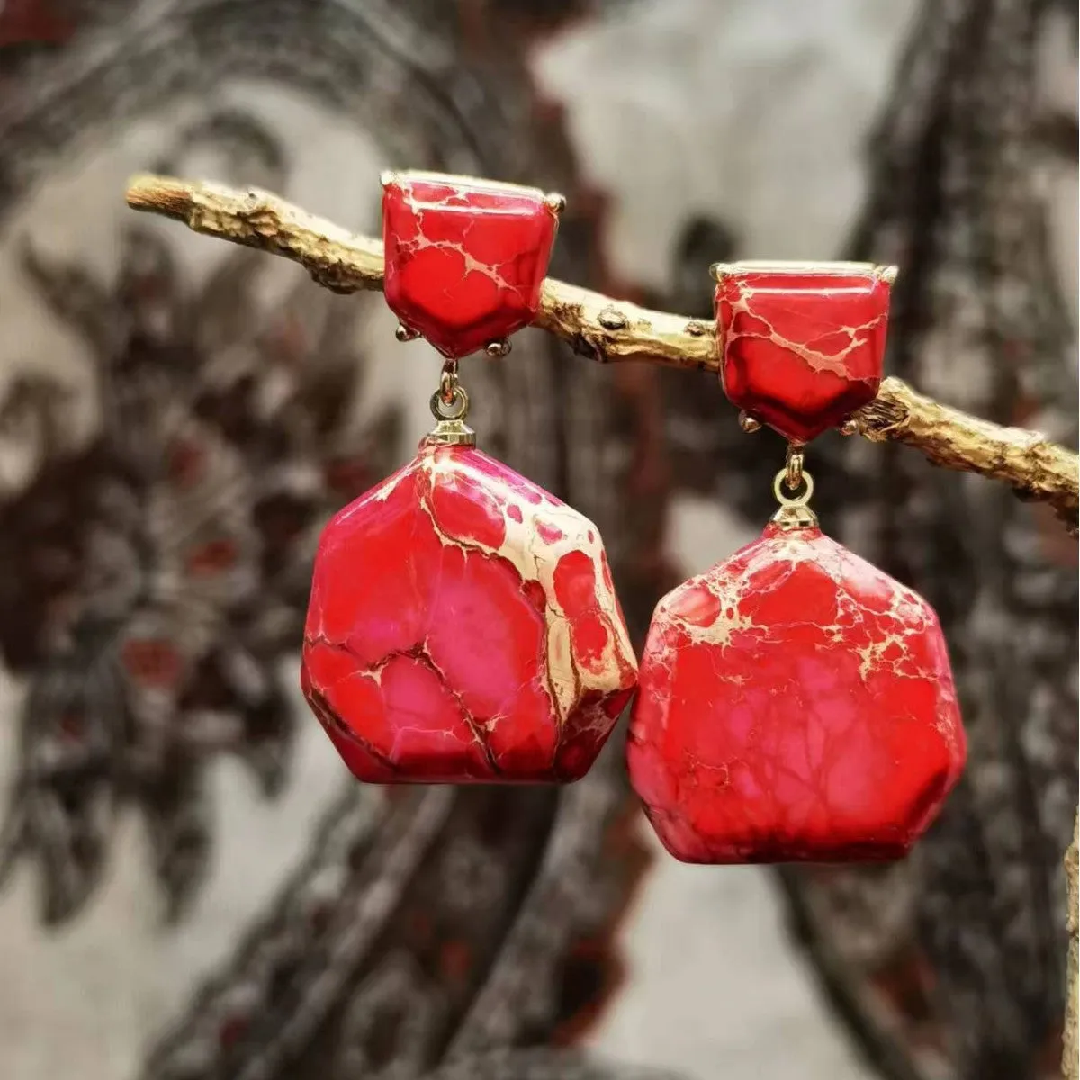Emperor stone geometric retro ethnic style stud earrings for women, one pair, natural stone finish