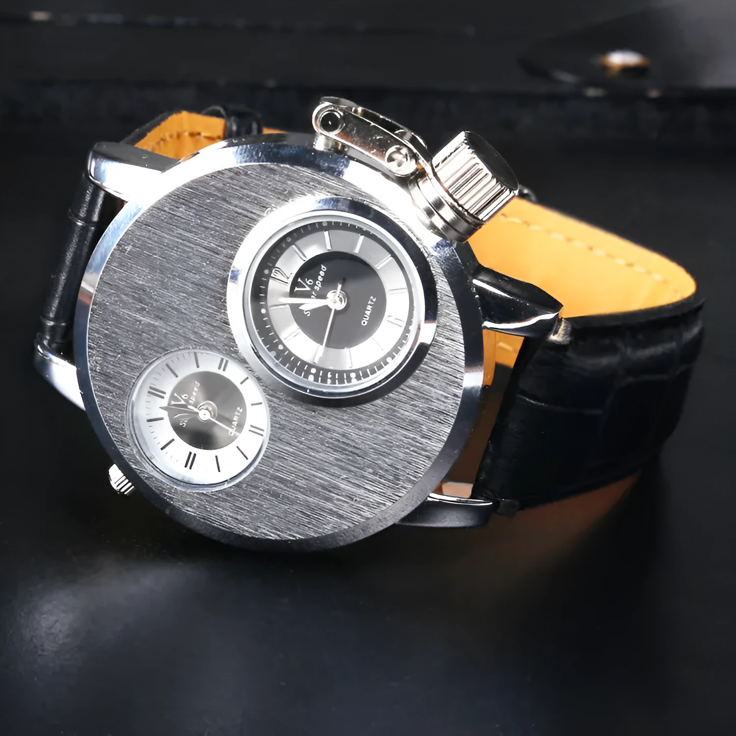 Large plate double-movement men watch with 40.5mm dial, spiral crown, and steel strap on a neutral background