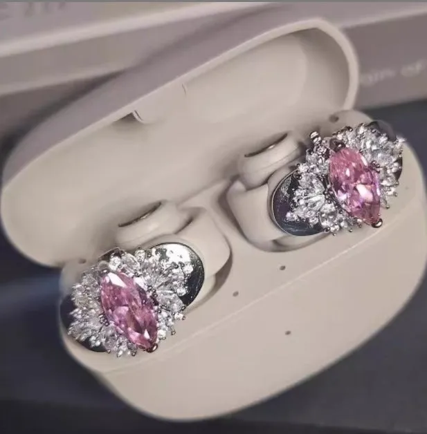 Electroplated silver plate earphone clip with zircon accents for cable management in diamond rhombus shape