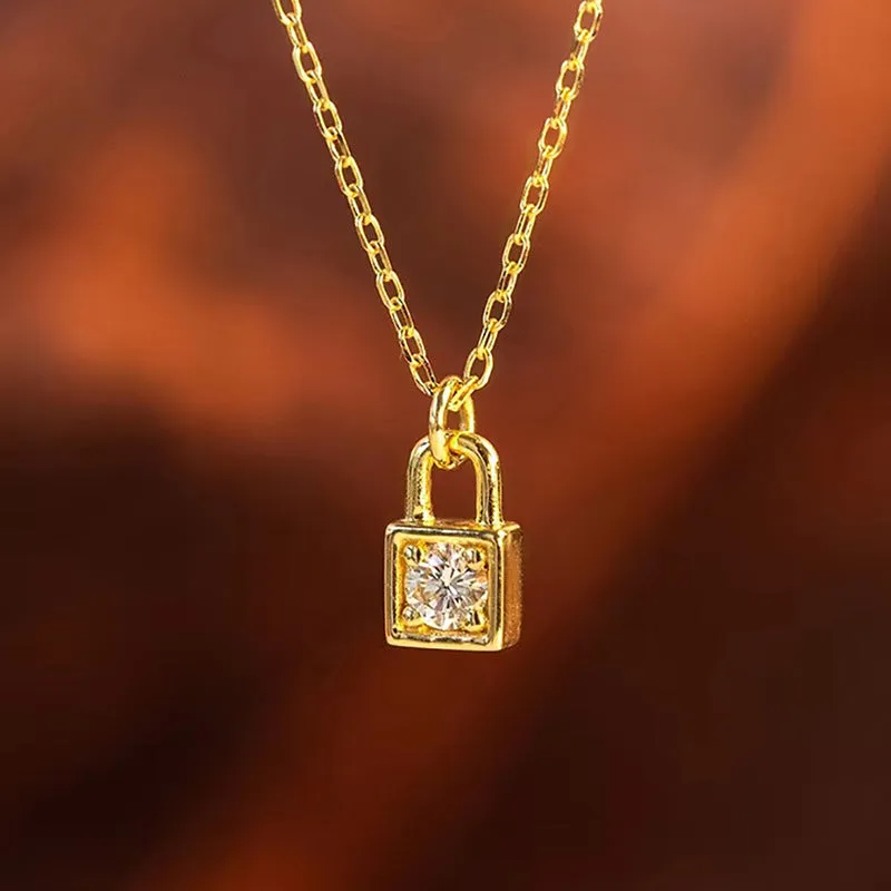 XL1173 Gold geometric lock pendant necklace with mixed gemstone inlay on copper O-link chain