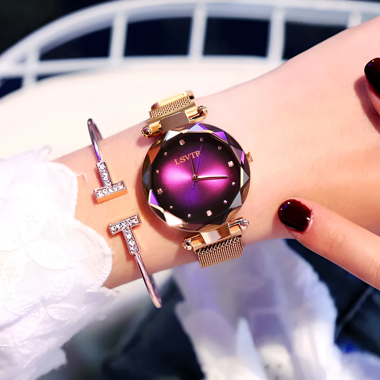 Women's starry quartz watch with magnetic strap and transparent band in L rose gold brown