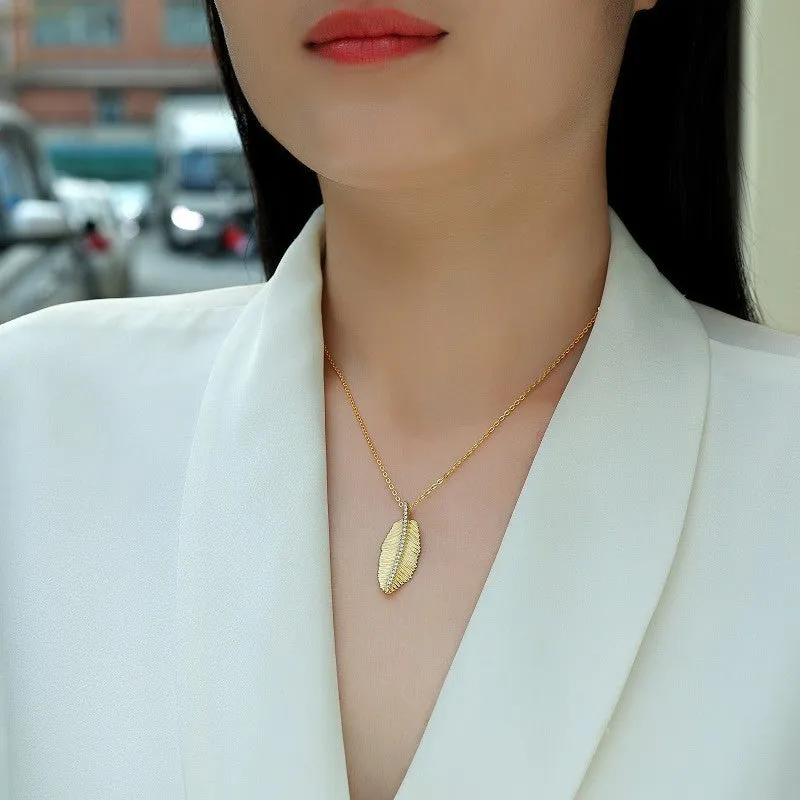 S925 silver moissanite gold leaf pendant necklace with snake chain and adjustable 40+5 cm length