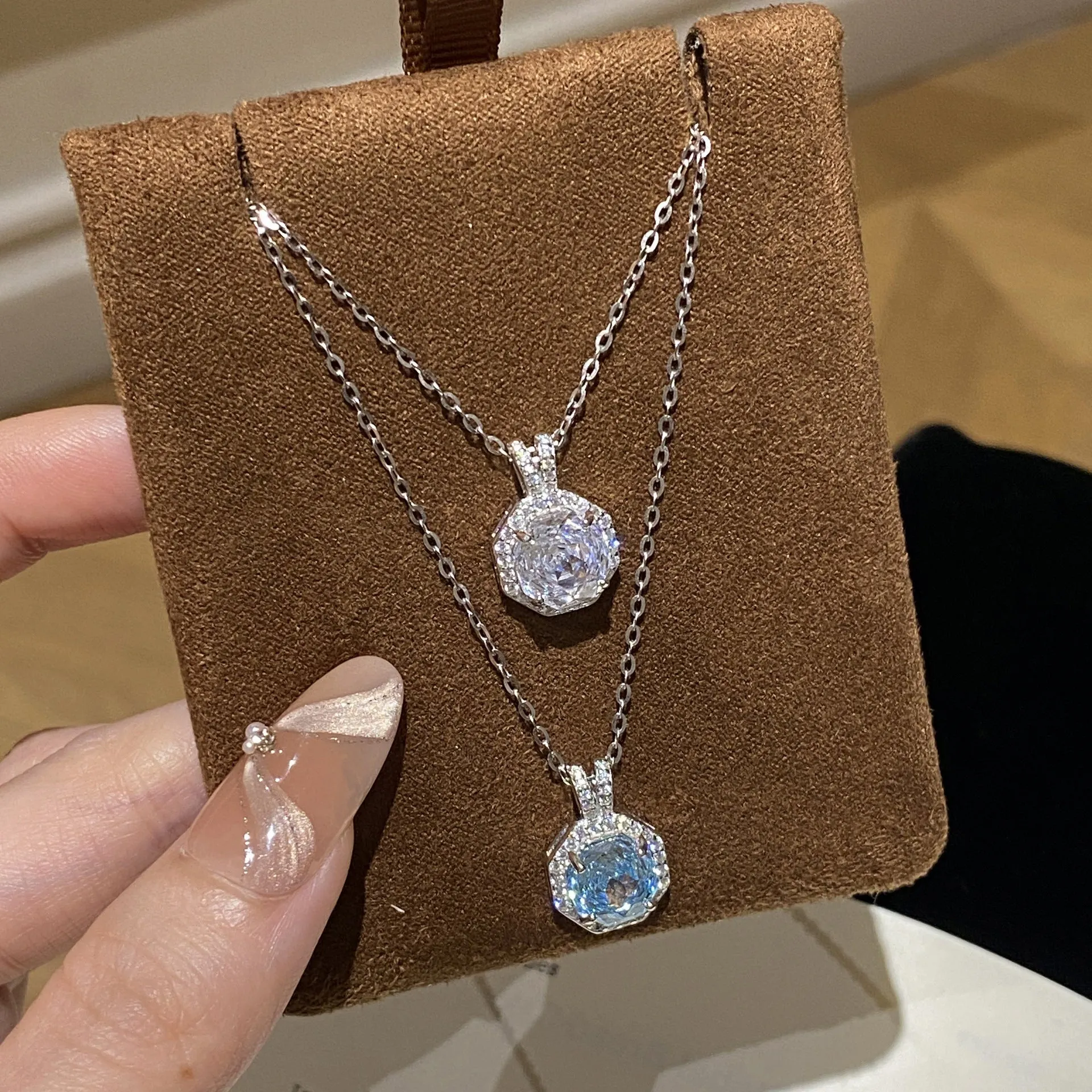 925 silver octagonal rose cut zircon collarbone chain necklace on model, platinum-white electroplated finish