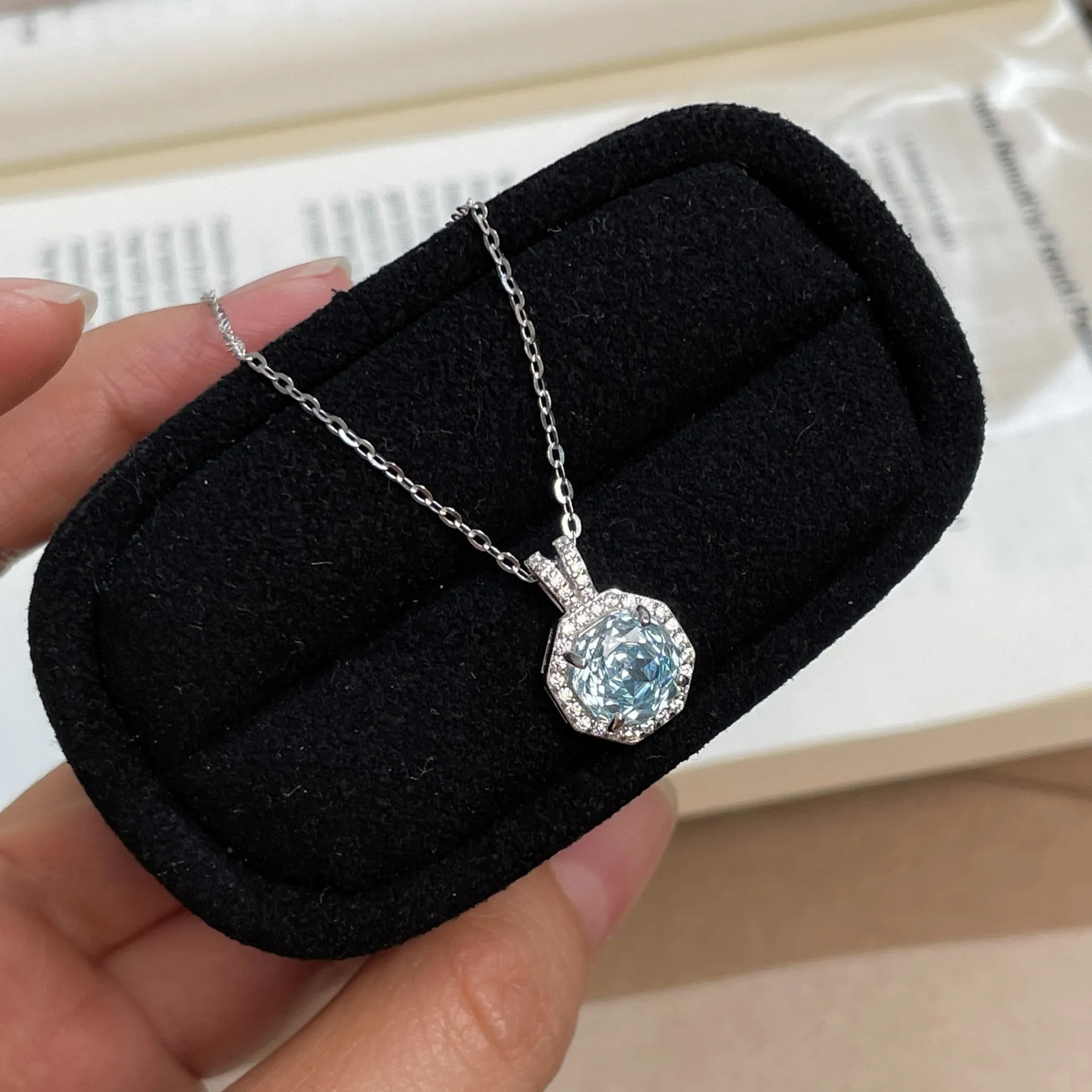 925 silver octagonal rose cut zircon collarbone chain necklace on model, platinum-white electroplated finish