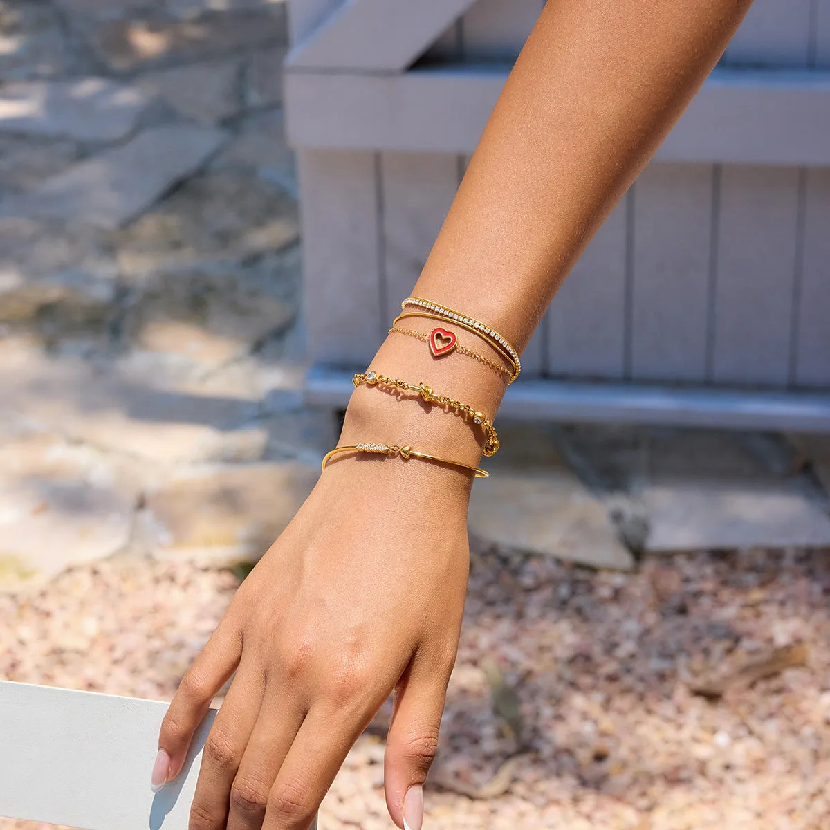 Stainless steel geometric drip oil love bracelet for women electroplated finish
