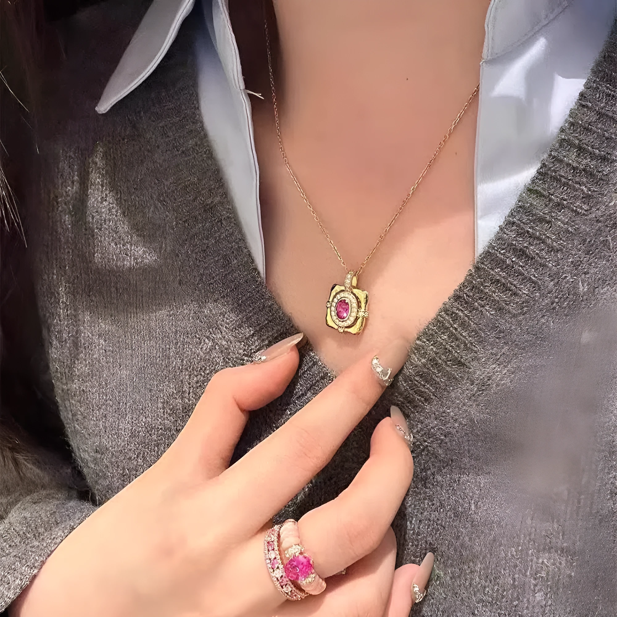 Women's French retro red corundum square pendant necklace on copper bamboo chain