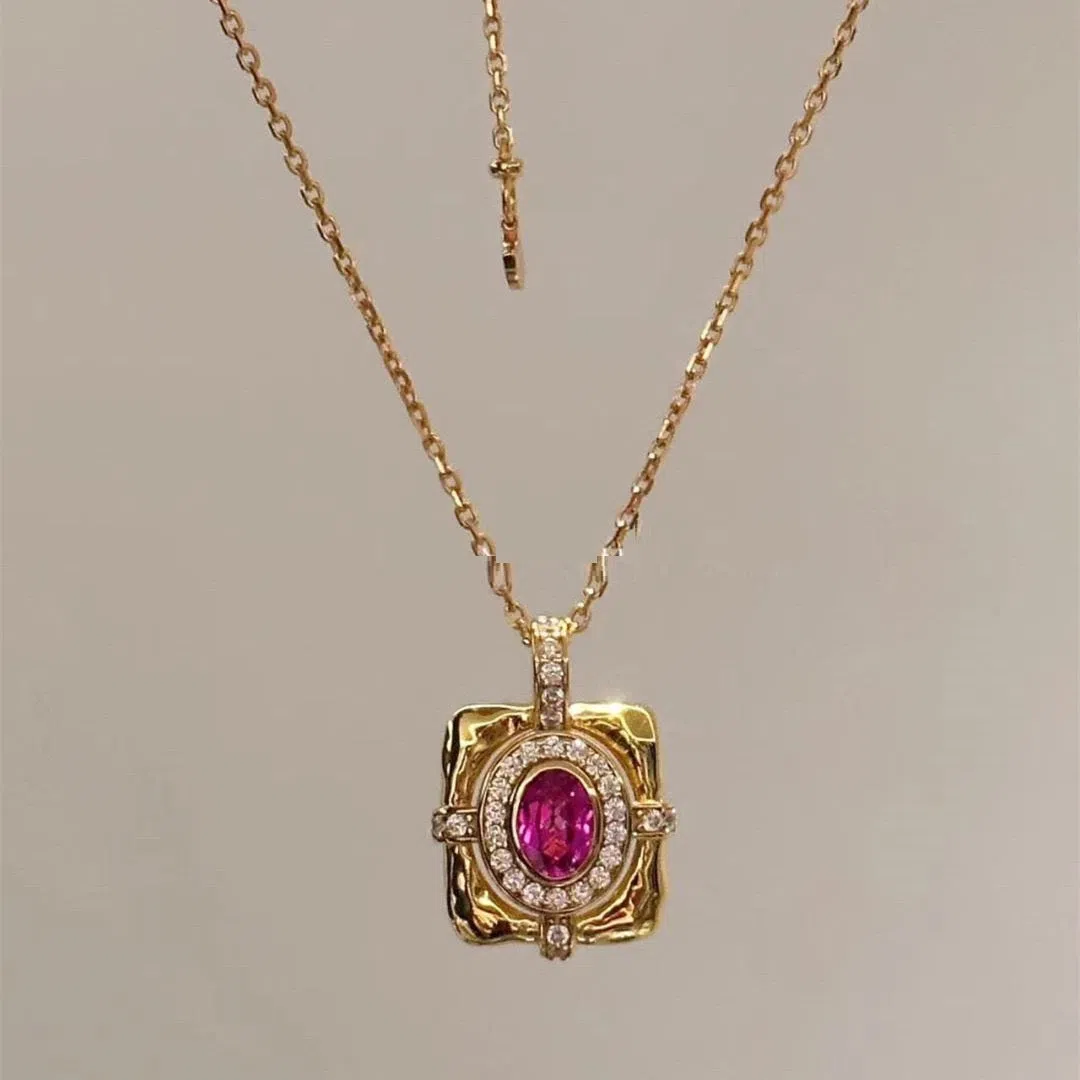 Women's French retro red corundum square pendant necklace on copper bamboo chain