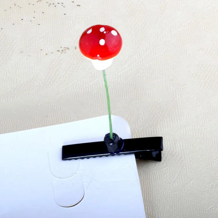Plastic grass bean sprout hairpin with cute flower barrettes for children, handmade floral hair accessory