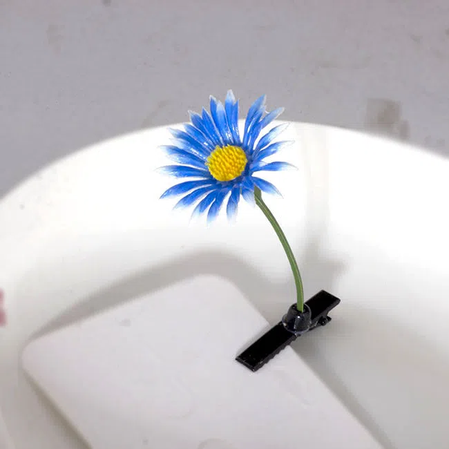 Plastic grass bean sprout hairpin with cute flower barrettes for children, handmade floral hair accessory