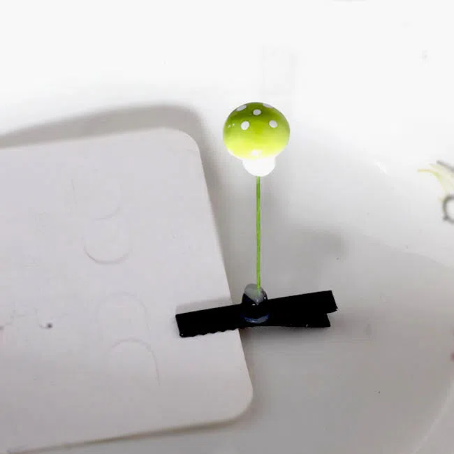 Plastic grass bean sprout hairpin with cute flower barrettes for children, handmade floral hair accessory