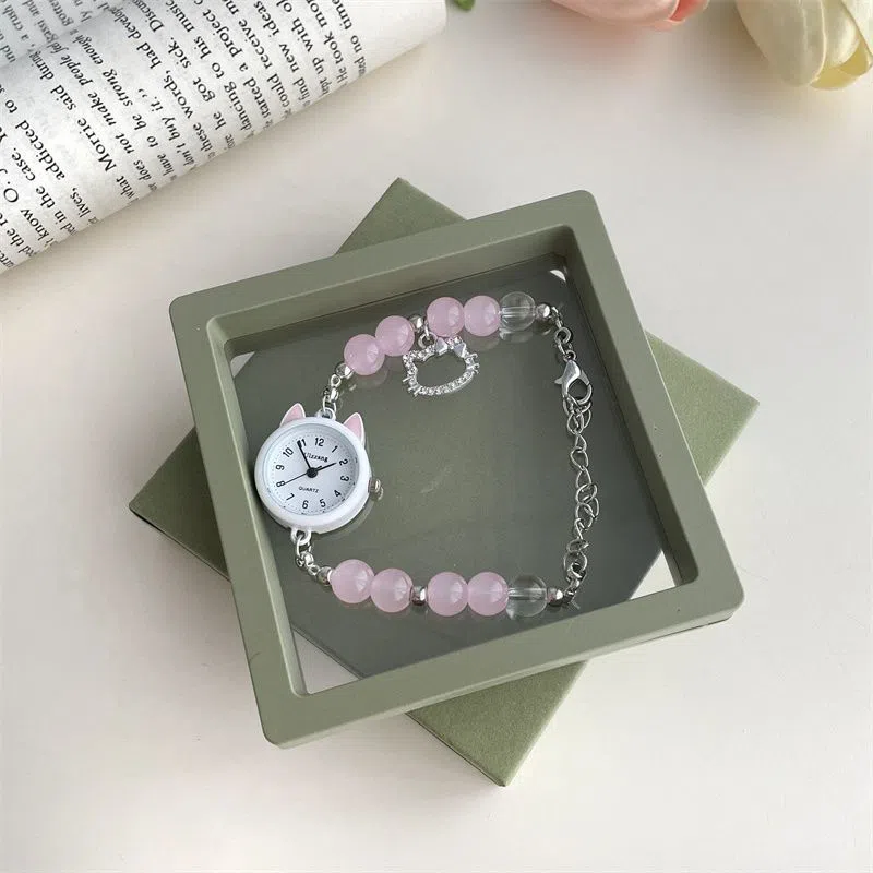 Women's chain watch with cat ear frame in silver, 8mm thickness, casual style