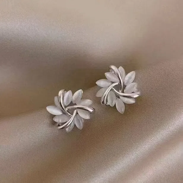 Silver cat's eye opal square triangle geometry stud earrings for children